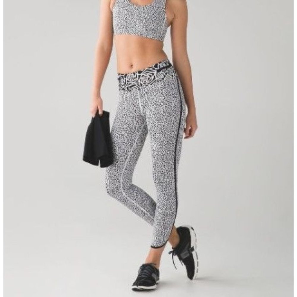Lululemon Real Quick Tight White & Black Size 6